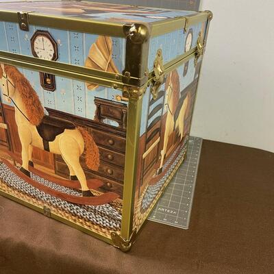 #256 Rocking Horse Trunk Cube 