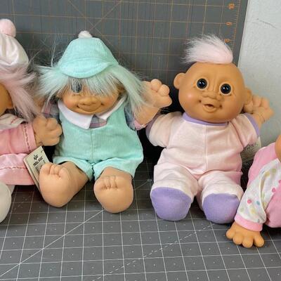 #258 (4) KIDZ Troll Dolls 