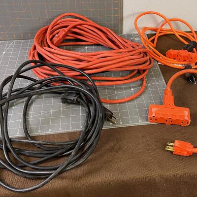 #265 Extension Cords and Plug Multipliers  (4) 