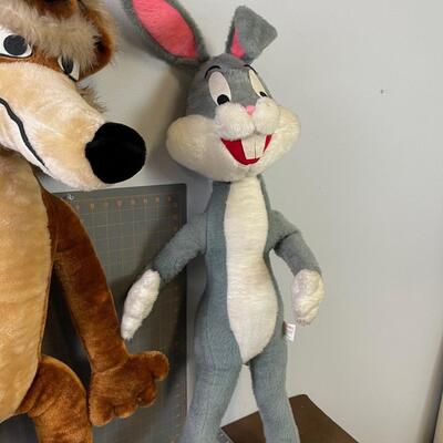 #292 Bugs Bunny & Wil - E - Coyote 