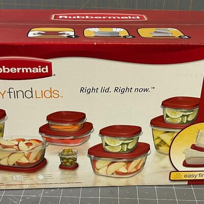 #299 24 Piece Rubber Maid  Foot Storage Set NEW