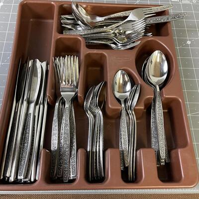 #301 Granada Rose Stainless Steel Service for 8 