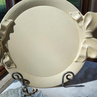 Lot 49: Ivory Italian Platter with Bows and unmarked China Plates and Bow Napkin Rings