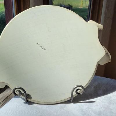 Lot 49: Ivory Italian Platter with Bows and unmarked China Plates and Bow Napkin Rings
