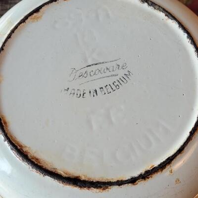 Lot 52: Descoware Fall Maple Leaf Enamelware Skillet & Sauce Pan Combination 