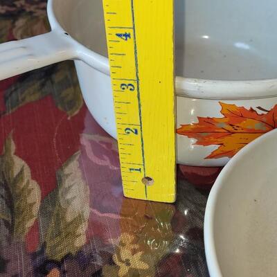 Lot 52: Descoware Fall Maple Leaf Enamelware Skillet & Sauce Pan Combination 
