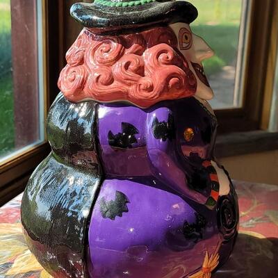 Lot 55: Witch Cookie Jar