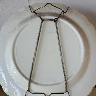 Lot 65: Vintage Plates on Hangers (3)