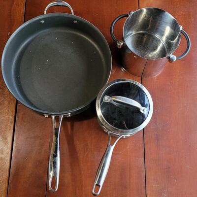 Lot 69: Pots & Pans Lot