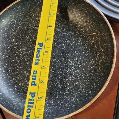 Lot 72: Pots & Pans Lot