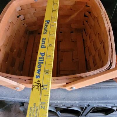 Lot 83: Longenberger Style Baskets (2)