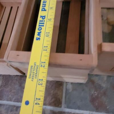 Lot 88: Small Wood Crates