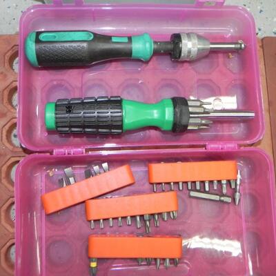 LOT 233    FILES SND SOCKETS