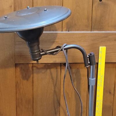 Lot 100: Antique 3 Stars Floor Lamp (has been spliced with a different plug) Works!