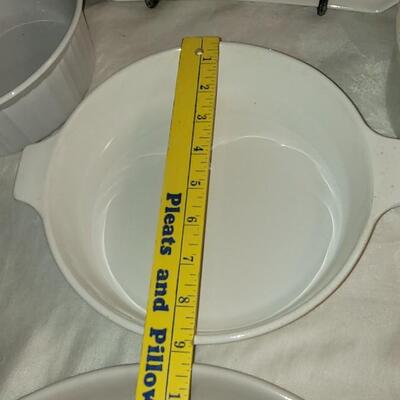 Lot 110: White Mixed Casserole Dishes 
