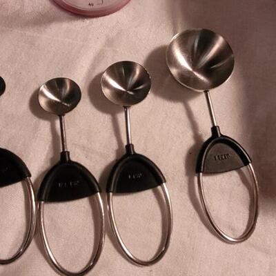 Lot 112: Baking Measuring Cups & Spoons