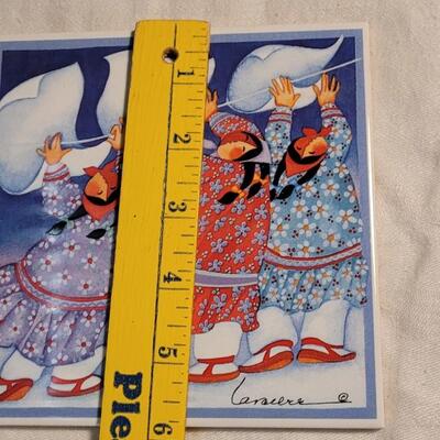 Lot 113: Mixed Antique/Vintage Southwest Plates, Trivet Tiles and Cactus Vase