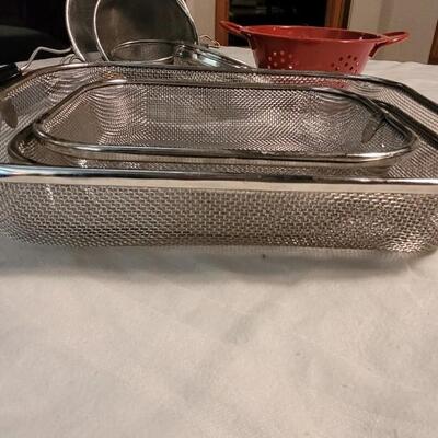 Lot 117: Strainers Lot