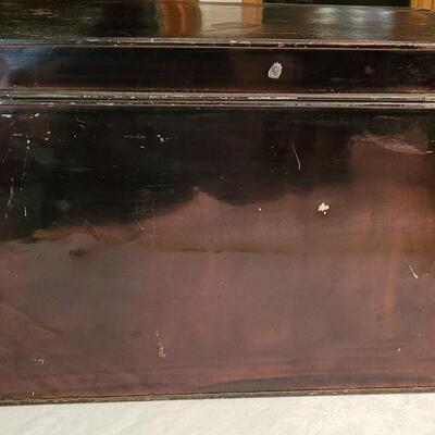 Lot 119: Antique French Bread Tin
