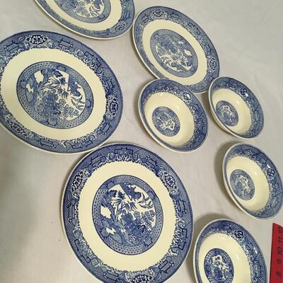 Vintage Blue Willow Serving Plate Ware Royal Sebring Ohio China 10  Dish 