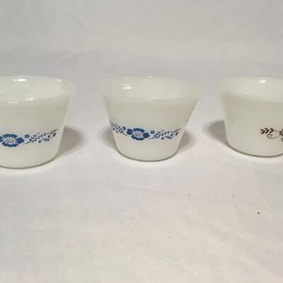 Vintage Termocrisa Dynaware Milk Glass Custard Bowls-Brown -Blue Flowers-Set Of 3