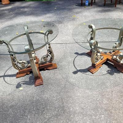 2 Wrougth Iron Glas Table