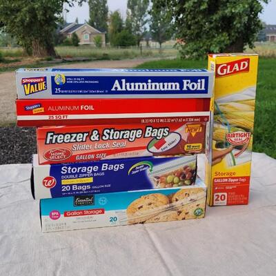 Lot 127: New Kitchen Essentials Assortment 