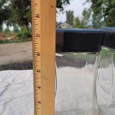 Lot 128: (4) Glass Containers w/ Lids 