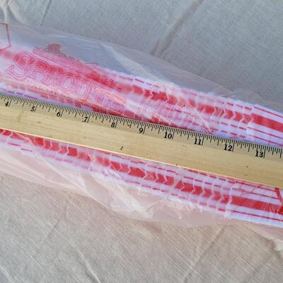 Lot 132: Large Stack of New Plastic POP CORN Serving Containers