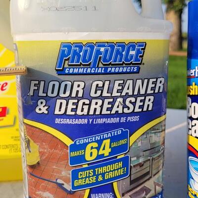 Lot 157: Assortment of Cleaning Supplies w/ LYSOL & DEGREASER Concentrate (Toilet Cleaner is NEW)
