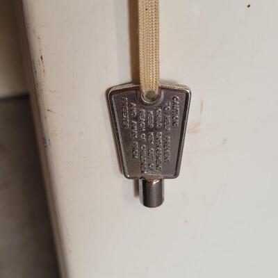 Lot 159: Vintage SEARS GOLDSPOT Refrigerator WORKS