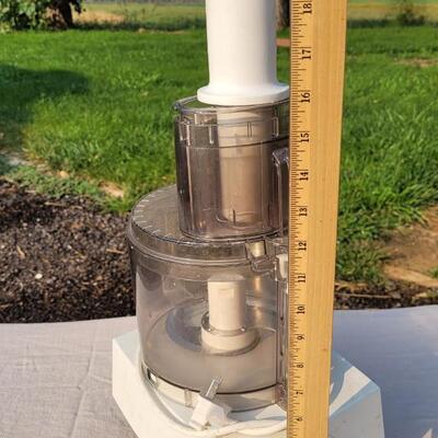 Lot 162: Vintage CUSINART Professional 14Food Processor