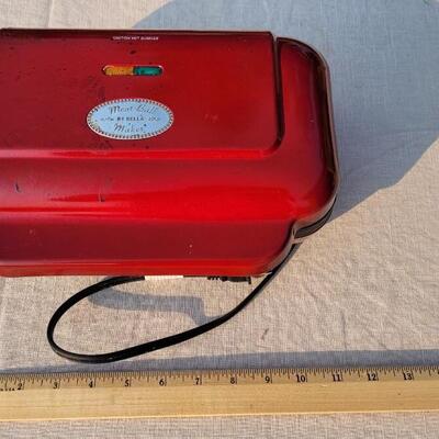 Lot 165: Meatball Maker by BELLA CO.