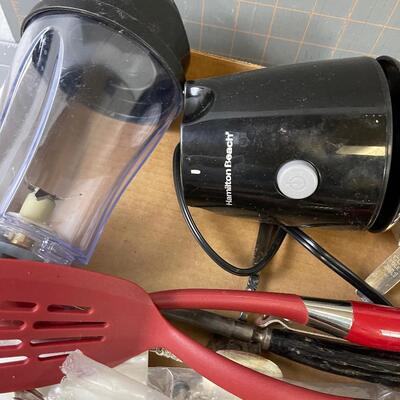 #305 Tray of Utensils Kitchen Items 