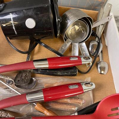 #305 Tray of Utensils Kitchen Items 