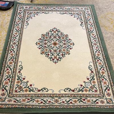 #316 Green 4x 6 Rug, Machine Woven