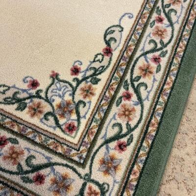 #316 Green 4x 6 Rug, Machine Woven