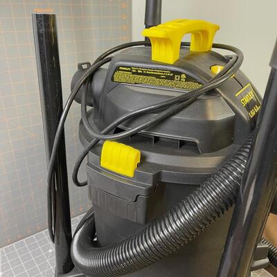 #317 Stanley 4 HP shop vac. 