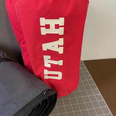 #321 2 Stadium Blankets Uof U and Utah DNR