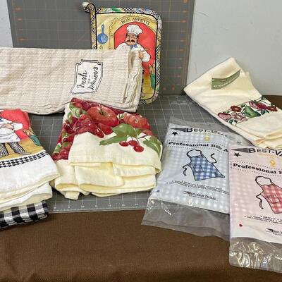 #324 Dish Towels, Aprons, Hot Pads 