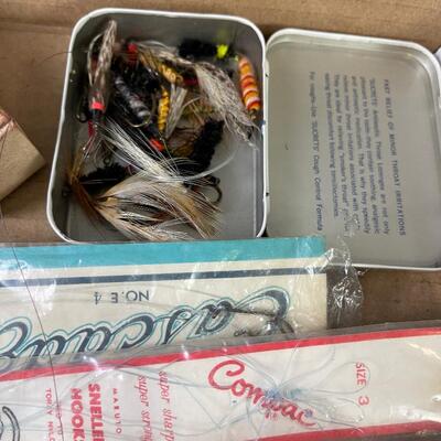 #328 Vintage Fishing Tackle 