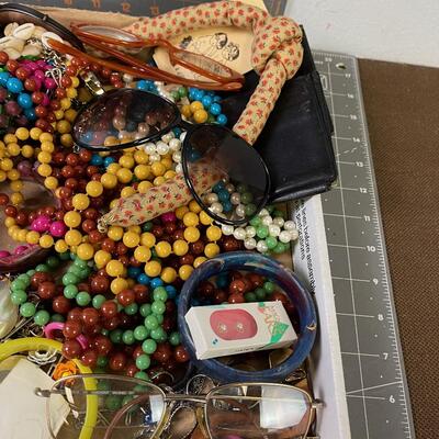 #331 Jewelry Pile; Vintage and Costume 