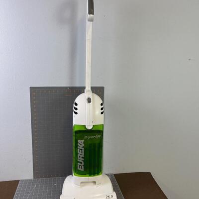 #335 Super Lite Eureka Vacuum 