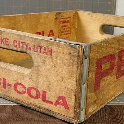 #340 Antique Pepsi Crate 