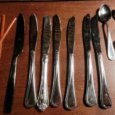 Lot 178: Mixed Flatware 