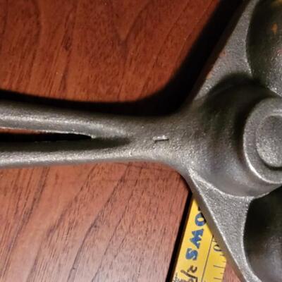 Lot 182: Danish Pancake Cast Iron Skillet 