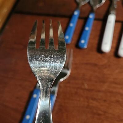 Lot 187: Large Blue, Green, Ivory, White & Clear Blue Plastic Handle Flatware Lot