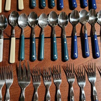 Lot 187: Large Blue, Green, Ivory, White & Clear Blue Plastic Handle Flatware Lot