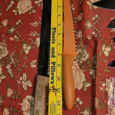 Lot 194: Large Kitchen Knife Lot