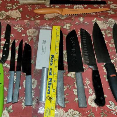 Lot 194: Large Kitchen Knife Lot